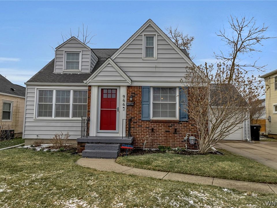 1st image of 966 Parkhurst Blvd