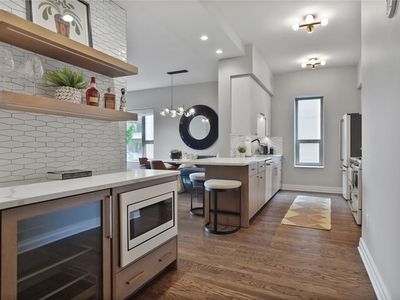 4950 Central St APT 206, Kansas City, MO, 64112