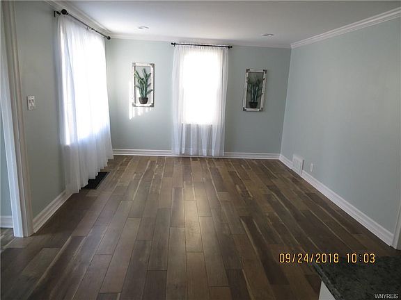 5th image of 430 Woodland Dr