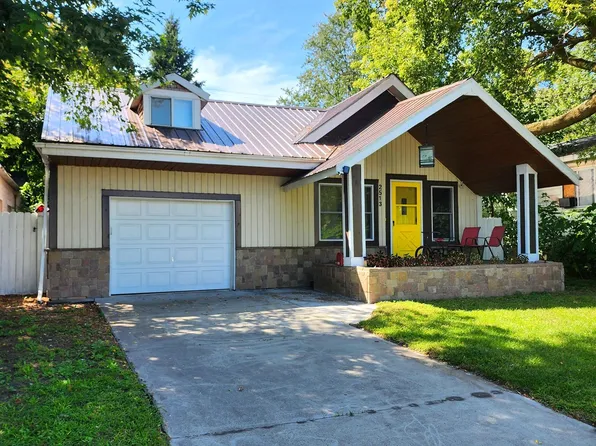 2513 Armour St, Port Huron, MI 48060