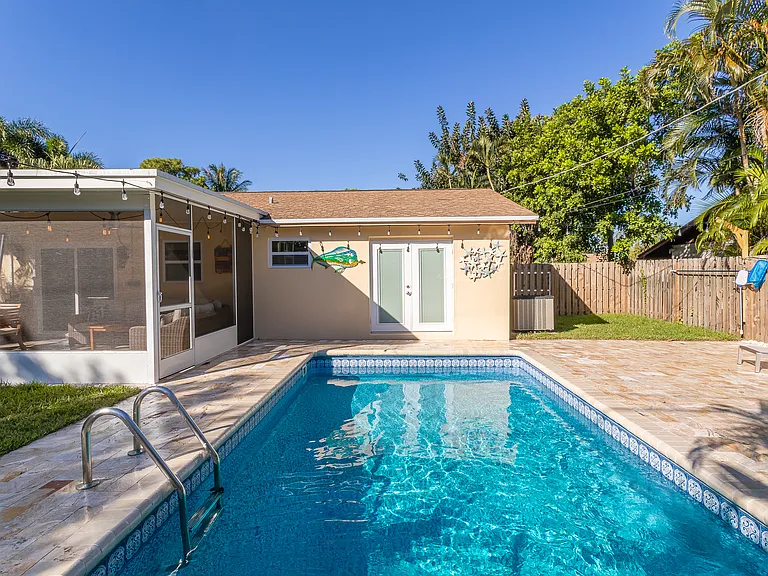 3576 Pandora Ave — Photo 47