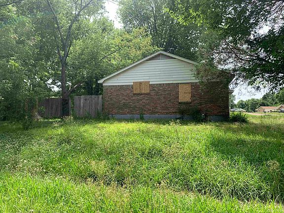 5th image of 3455 Ridgemont Rd