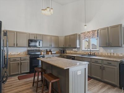 3325 Crazy Horse Dr, Wellington, CO, 80549