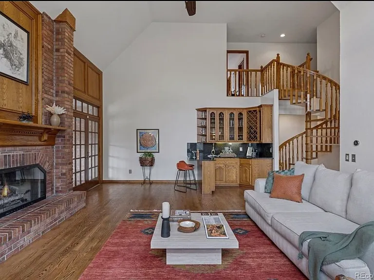 5 Tamarade Dr — Photo 22