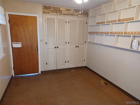5th image of 2433 Old Falls Blvd