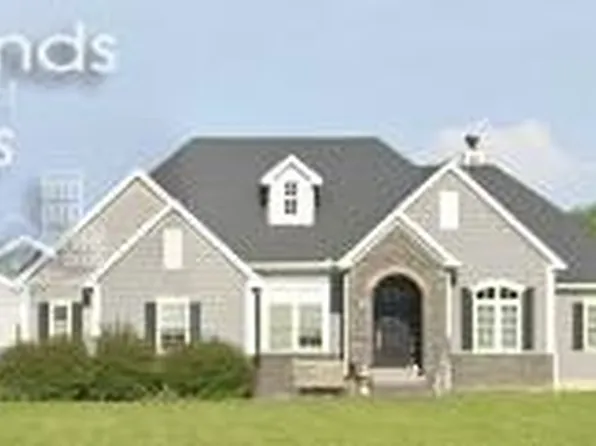 785 Church Rd, Marblehead, OH 43440