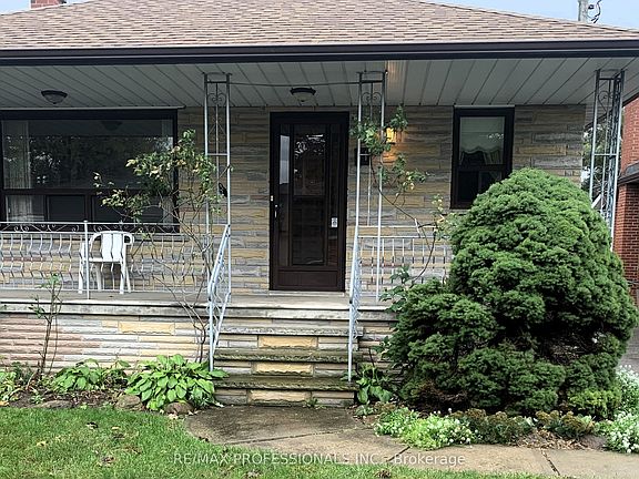 2nd image of 41 Stanmills Rd