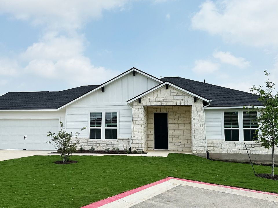 104 Covert Cove Front Exterior