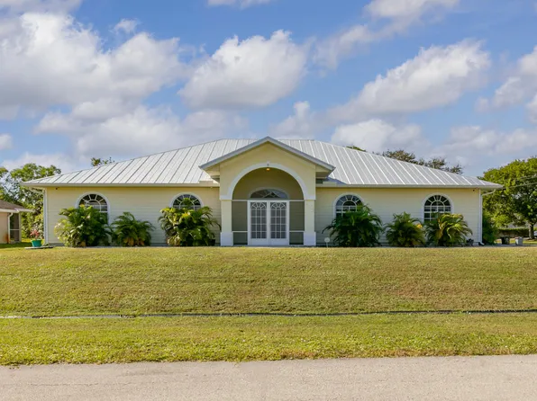 192 SW Bedford Road, Port St Lucie, FL 34953