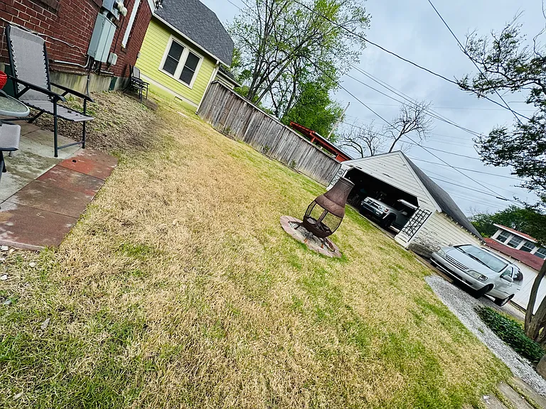 1896 Felix Ave #1 — Photo 11