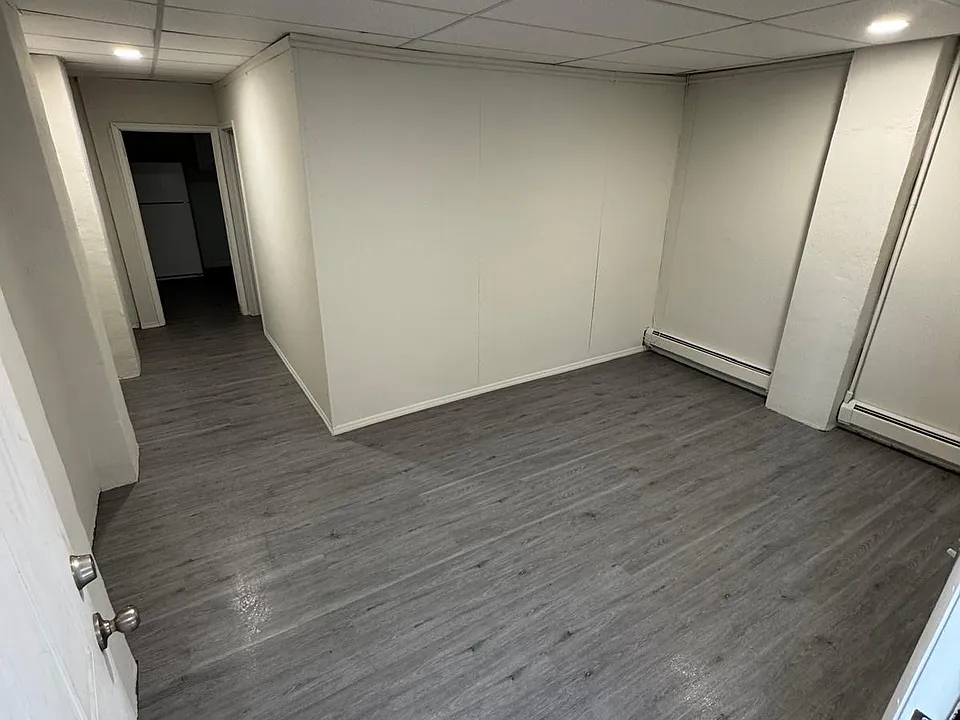 762 Main St #1