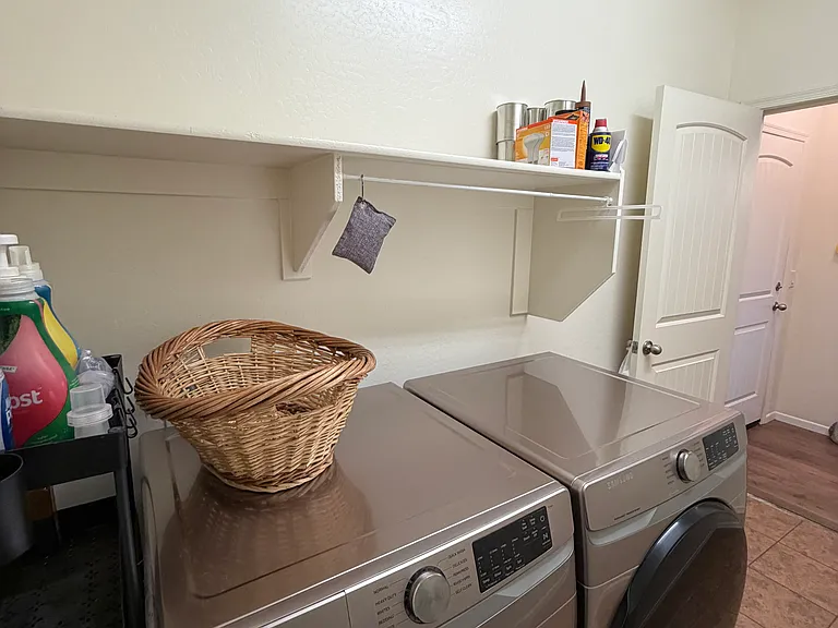 17621 W Daley Ln — Photo 31