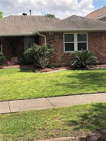 1st image of 6131 Charlotte Dr
