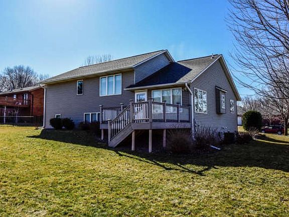 5th image of 203 10th St SE