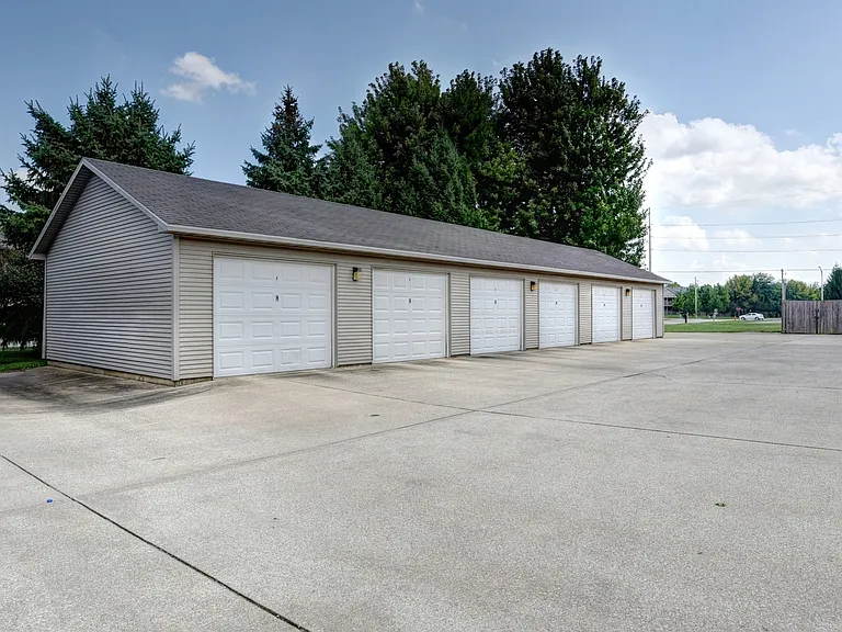 1203 Wesley Ave — Photo 23