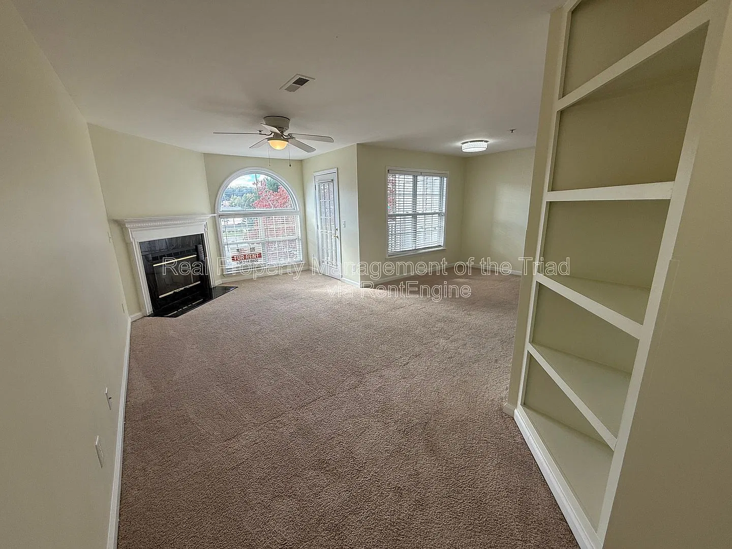 2 bed, 2.0 bath, 1080 sqft, $1,150 — Photo 3