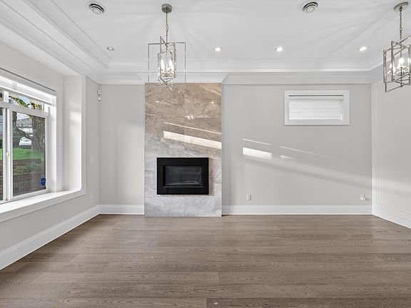 2nd image of 824 Chestnut St