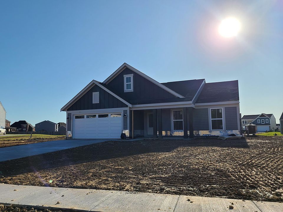 1st image of 135 Goldeneye Ct