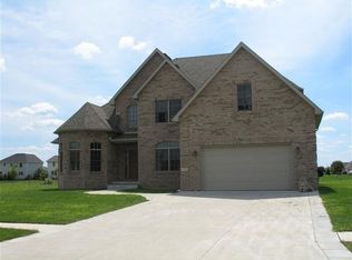 717 Westfield Dr, Gibsonburg, OH 43431