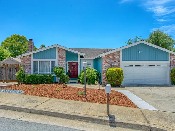 283 Briarwood Dr, Watsonville, CA 95076