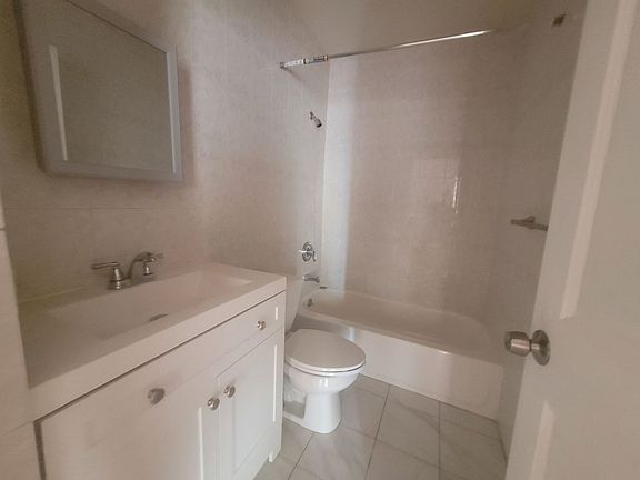 2nd image of 587 Halsey St #3F
