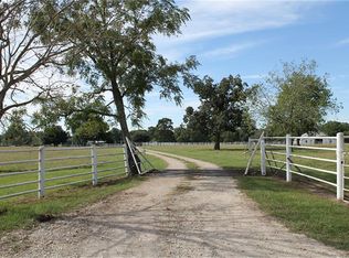 1136 Jones Rd, New Waverly, TX 77358