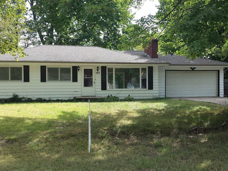 1st image of 1813 W Ogden Cir