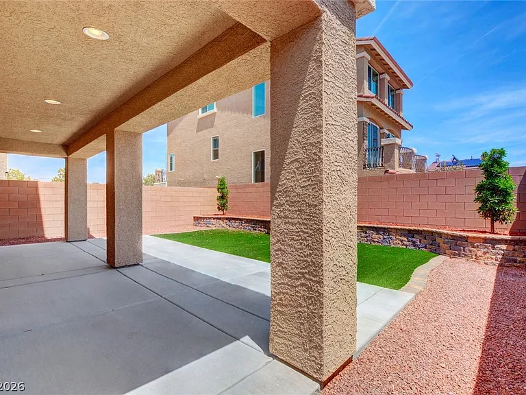 9824 Grey Sands — Photo 46