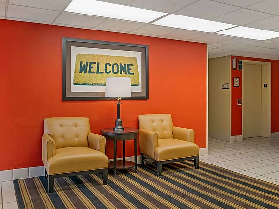 Lobby and Guest Check-in