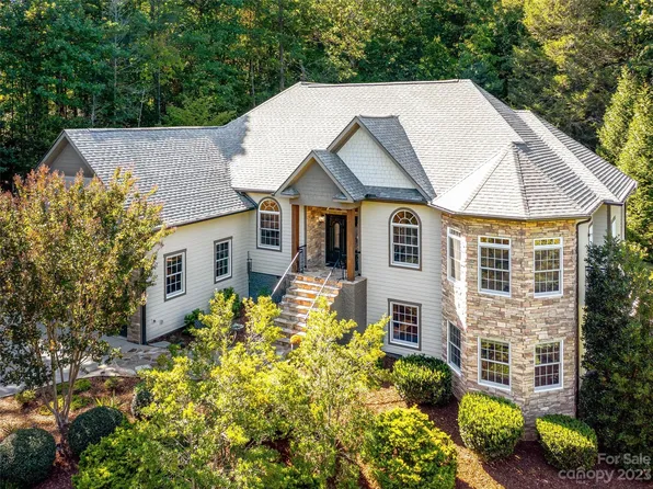 7 Wrights Cove Trl, Fairview, NC 28730