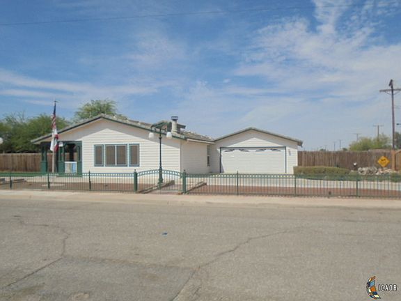 2nd image of 109 Dahlia Ln