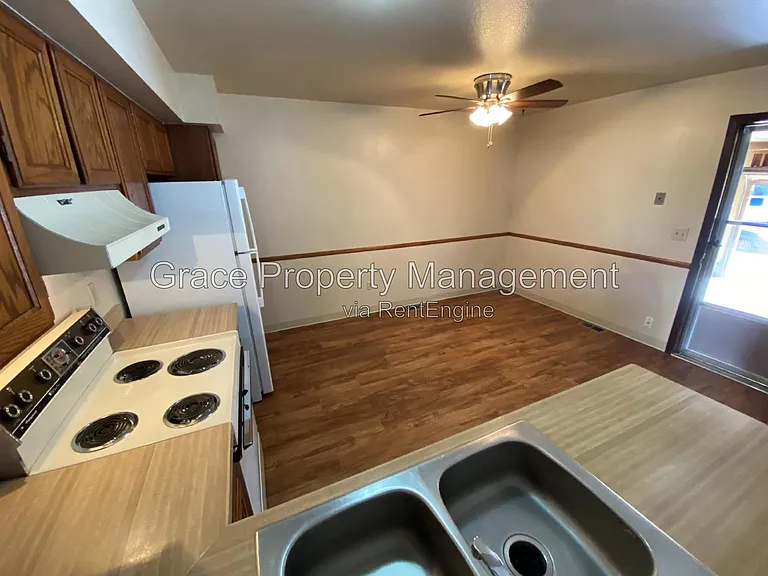 11785 Sherman St — Photo 6