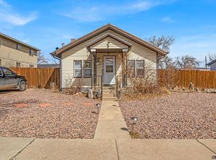 905 Woodlawn Ave, Canon City, CO
