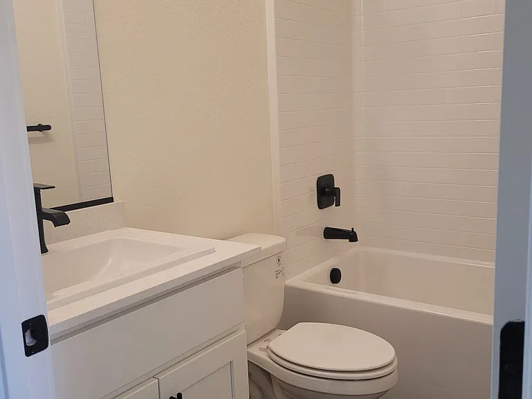 4784 Alexandra Ct — Photo 6