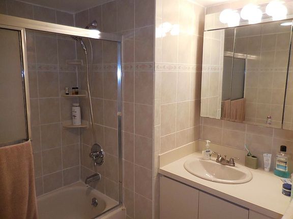 5th image of 3713 NE 166th St #209