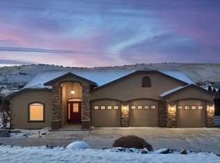 97801 E Ridgeview Dr, Kennewick, WA 99338