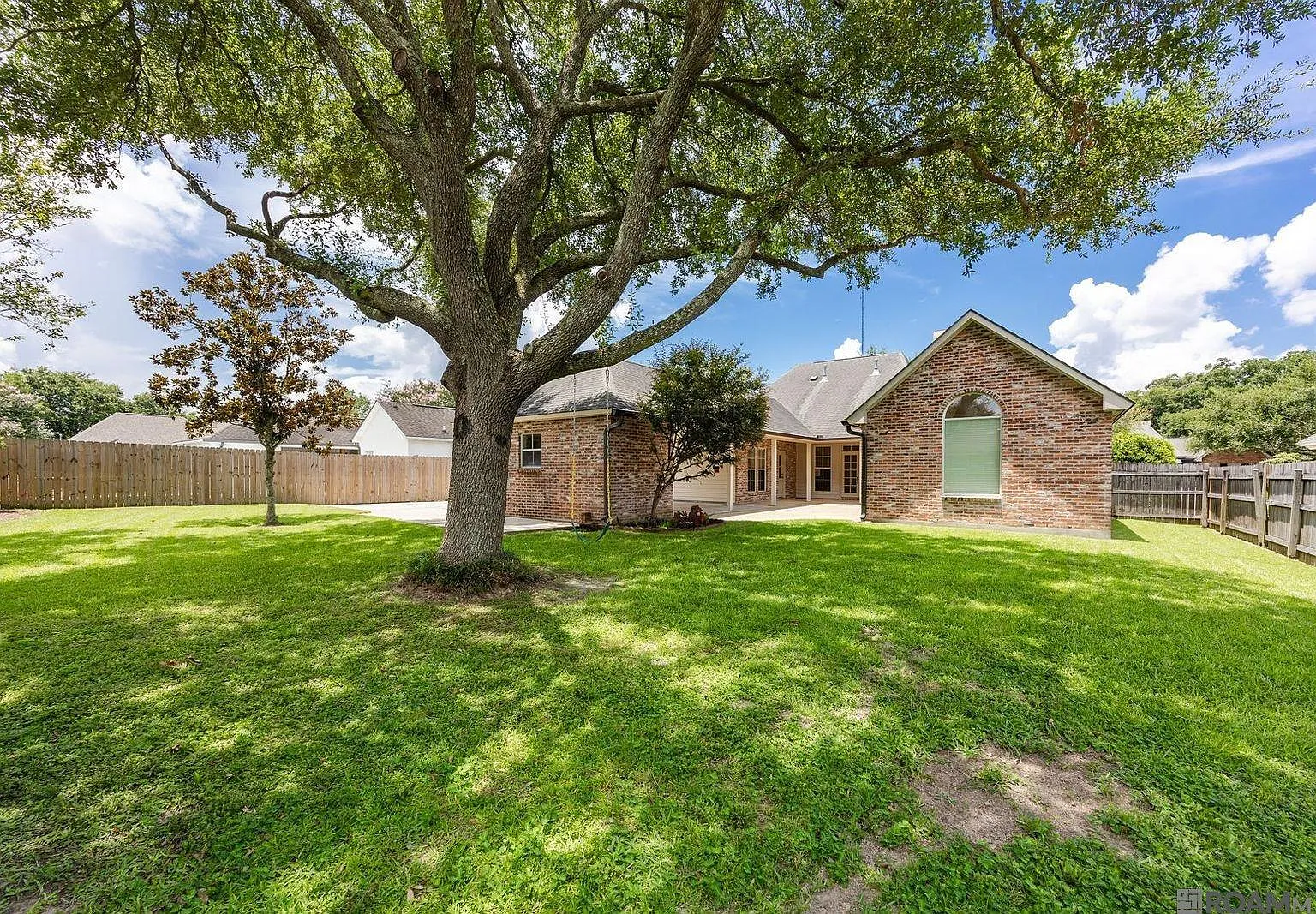 4 bed, 2660 sqft, $3,450 — Photo 3