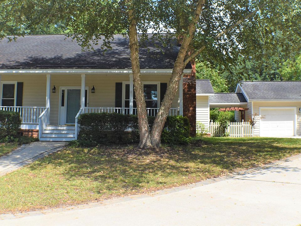 1st image of 206 Telfair Ct