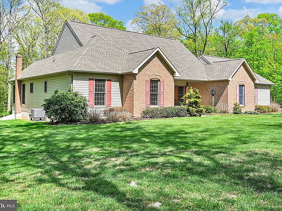 5th image of 25 Church Ln