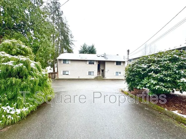 2720 204th St SW, Lynnwood, WA