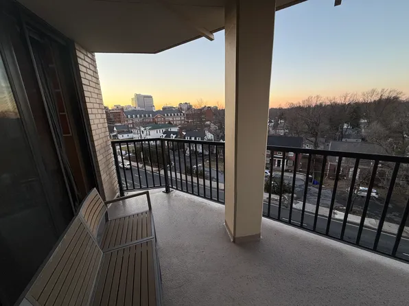 4242 E West Hwy, Bethesda, MD