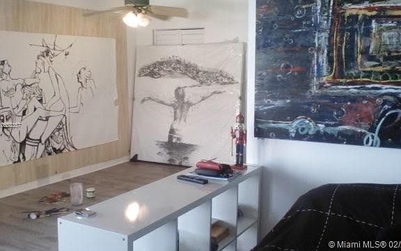 4th image of 2899 Collins Ave APT 1015