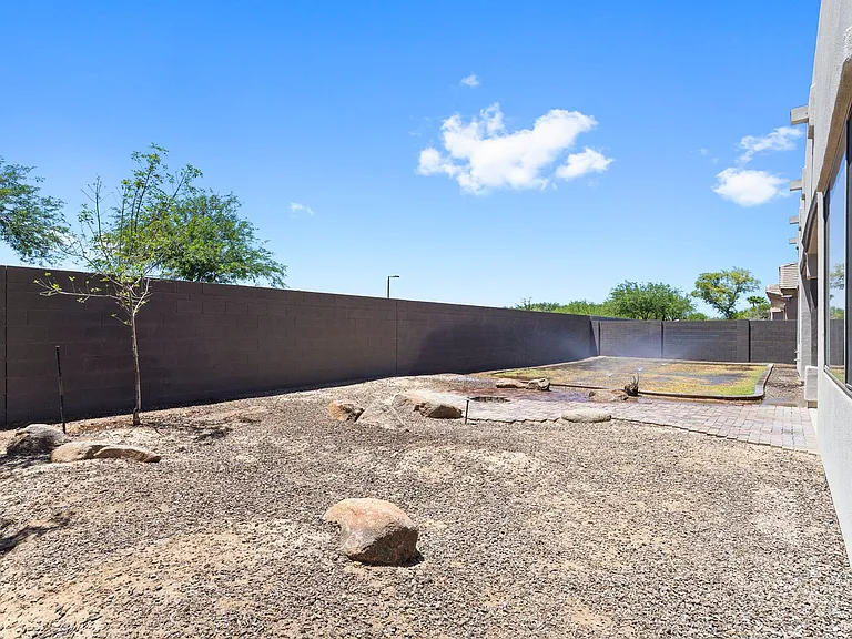 21439 E Maya Rd — Photo 48