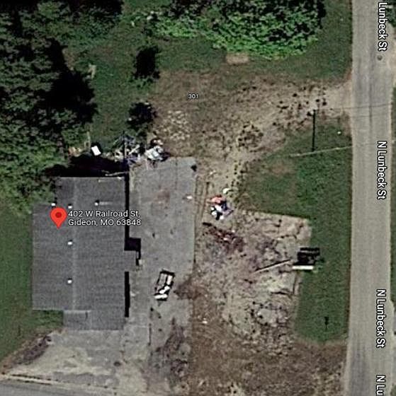 402 W Railroad St, Gideon, MO 63848 Zillow