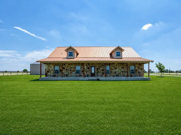 1872 County Road 329, Era, TX 76238
