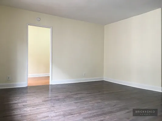 Rented by BRICK & GALO REALTY CORP | media 4