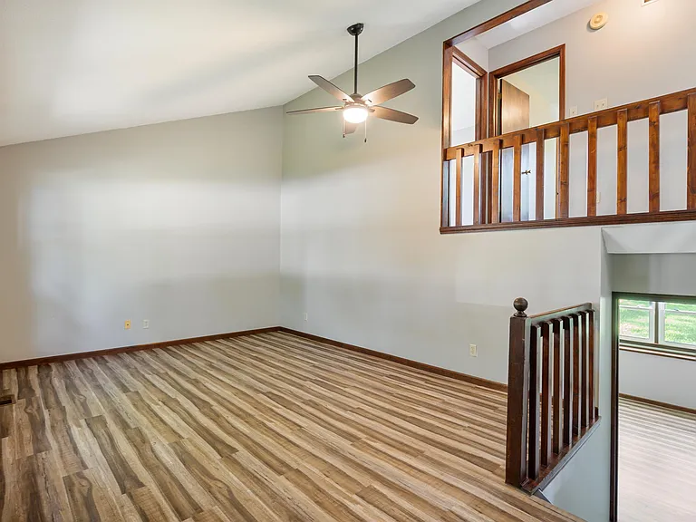 2834 SW Glenside Ct — Photo 5