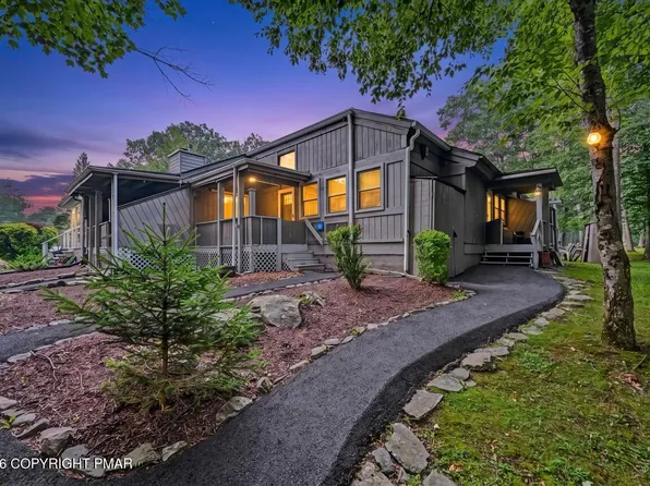 104 Condor Dr Unit 2, Tamiment, PA 18371