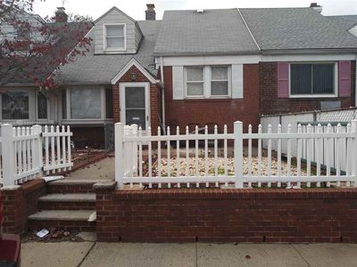 49 Parkside Ln, Bayonne, NJ, 07002