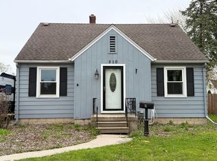 510 Webb Dr, Bay City, MI 48706